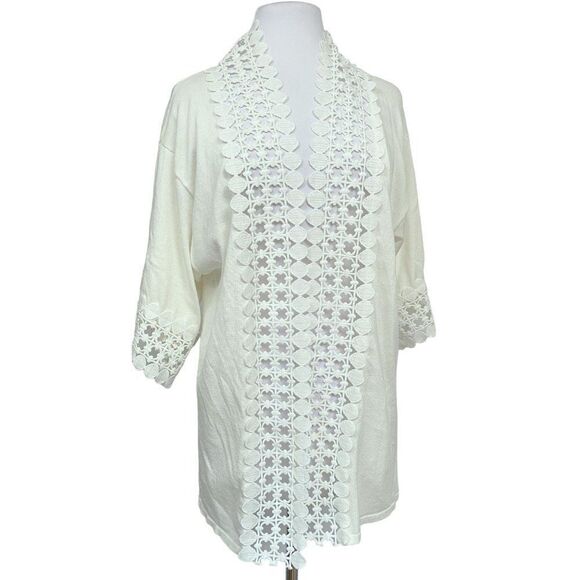 White Eyelet Cut-Out Open Front White Lightweight Cardi Red Wide Sleeve Sz L NEW - Picture 1 of 9